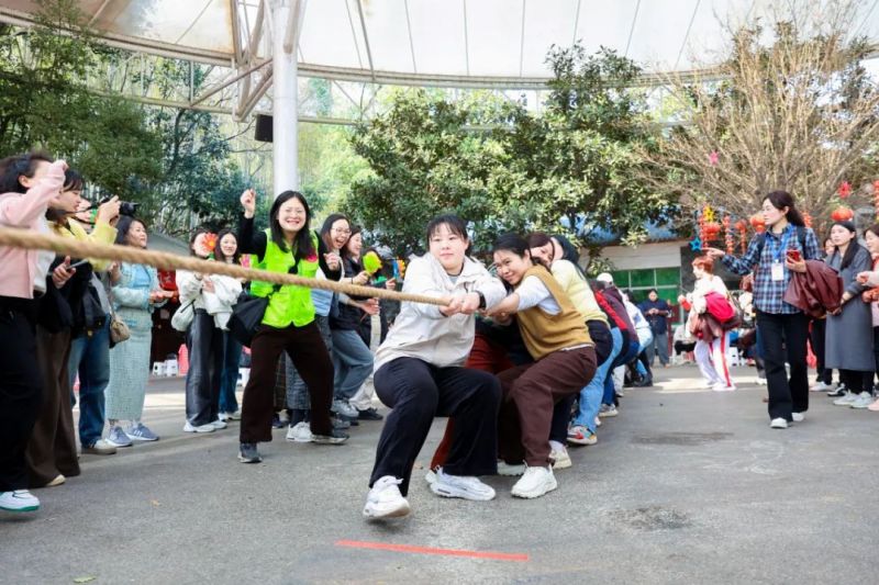 918.com巾帼咤风云 扶摇直上启新程——湖南省918.com院2025年“三八”妇女节户外团建活动圆满举行